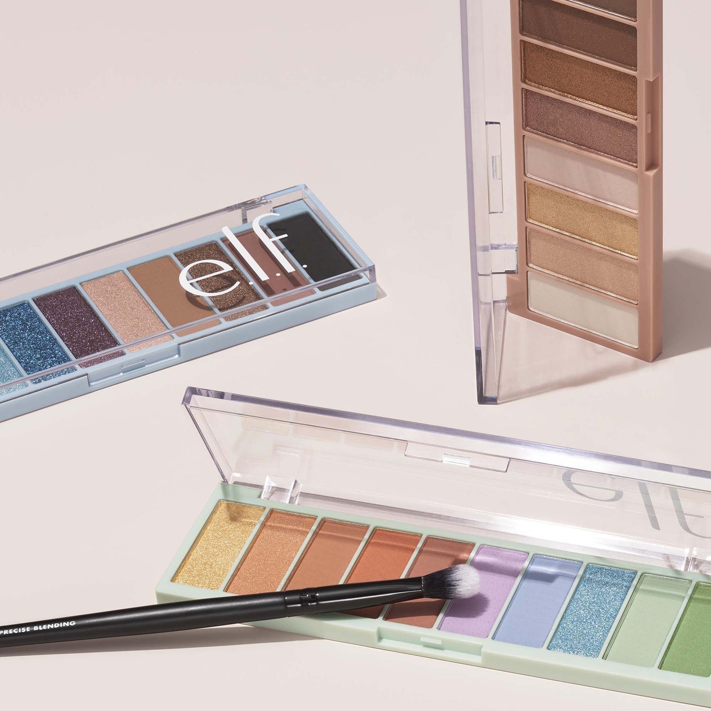 perfect-10-eyeshadow-palette-l0 022123_10pcEye-Hero_0048ALT-FOCUSSTACK-2-RGB_IGF.jpg