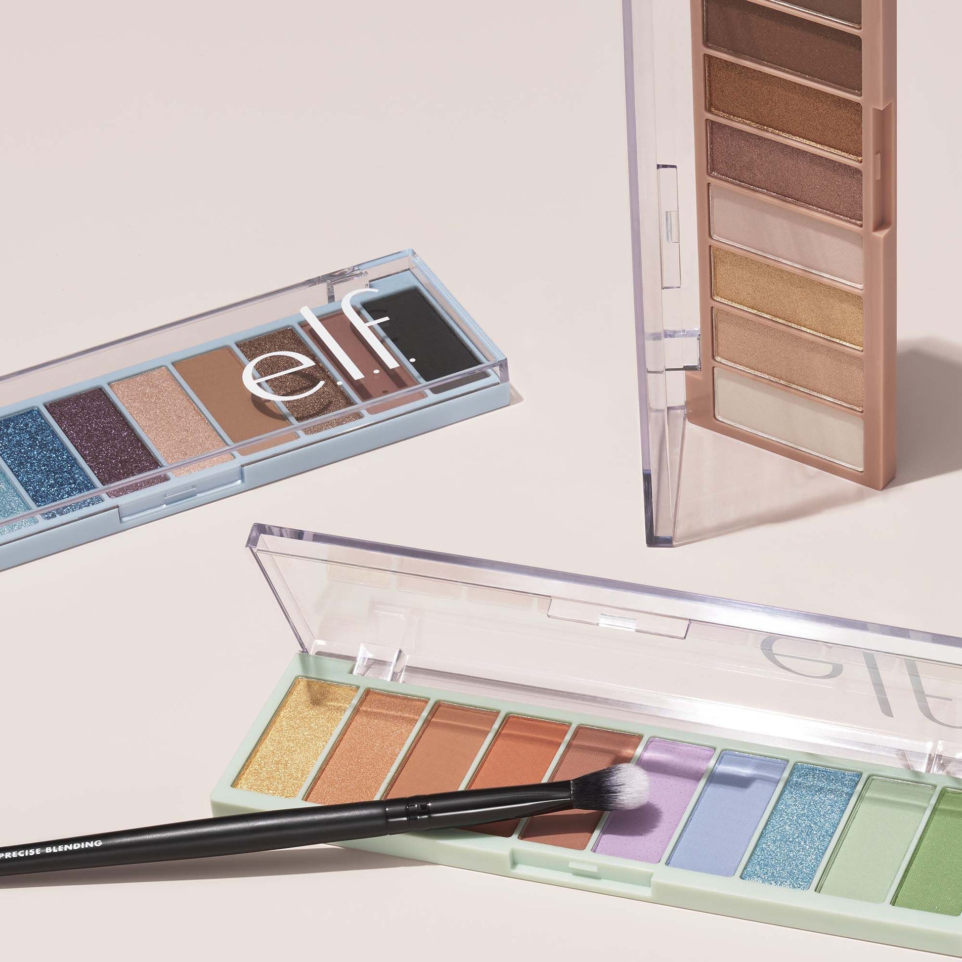 perfect-10-eyeshadow-palette-l0 022123_10pcEye-Hero_0048ALT-FOCUSSTACK-2-RGB_IGF.jpg