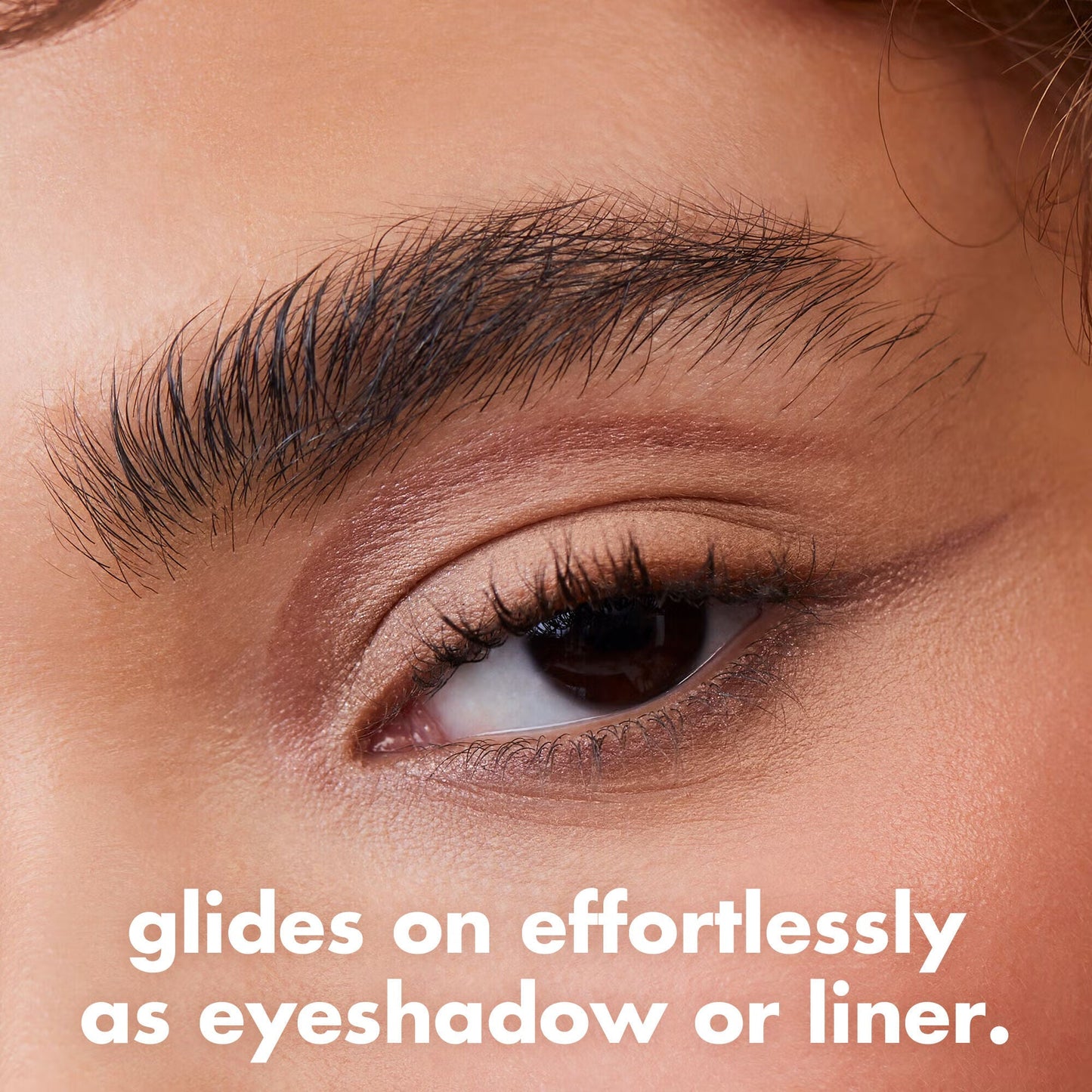 no-budge-shadow-stick-g3 0326_NoBudgeShadowSticks_Application_f7cb86a8-2f64-4fff-920c-ea3778905fcd.jpg