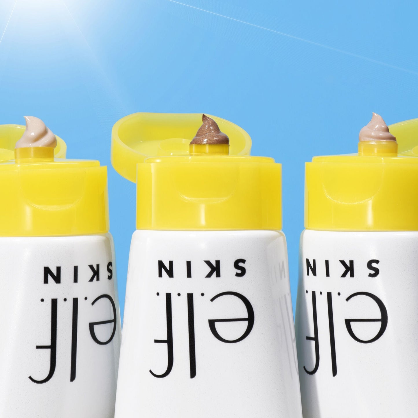 suntouchable-whoa-glow-spf-30-h3 042423_WhoaGlow_Macro_Main-2_IGF.jpg