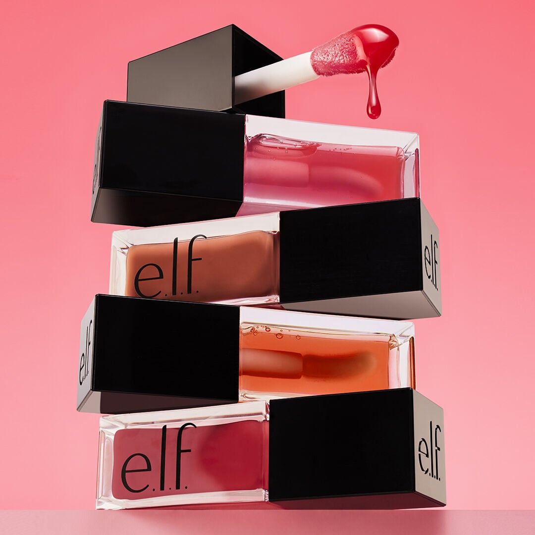 glow-reviver-lip-oil-k1 053023_SL_GlowRev_Fam_FOCUSSTACK-2RGB_IGF_a02f77a9-bf07-4a60-8c73-7b207cf9f12d.jpg
