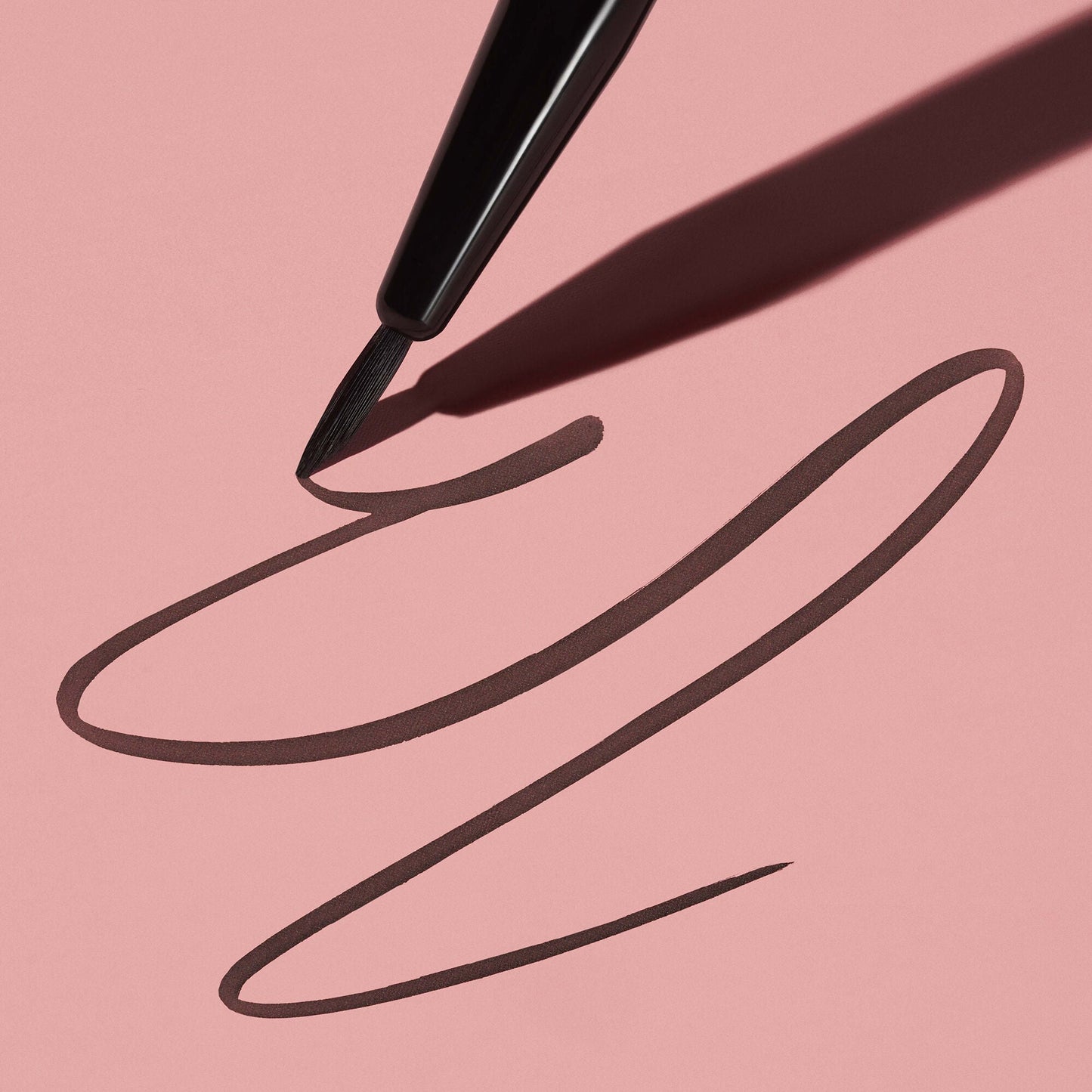 ultra-fine-eyeliner-brush-t1 111124_elf_UltraFine_Brush_0057_MAIN-2-HELICON_358_w2QC_IGF.jpg