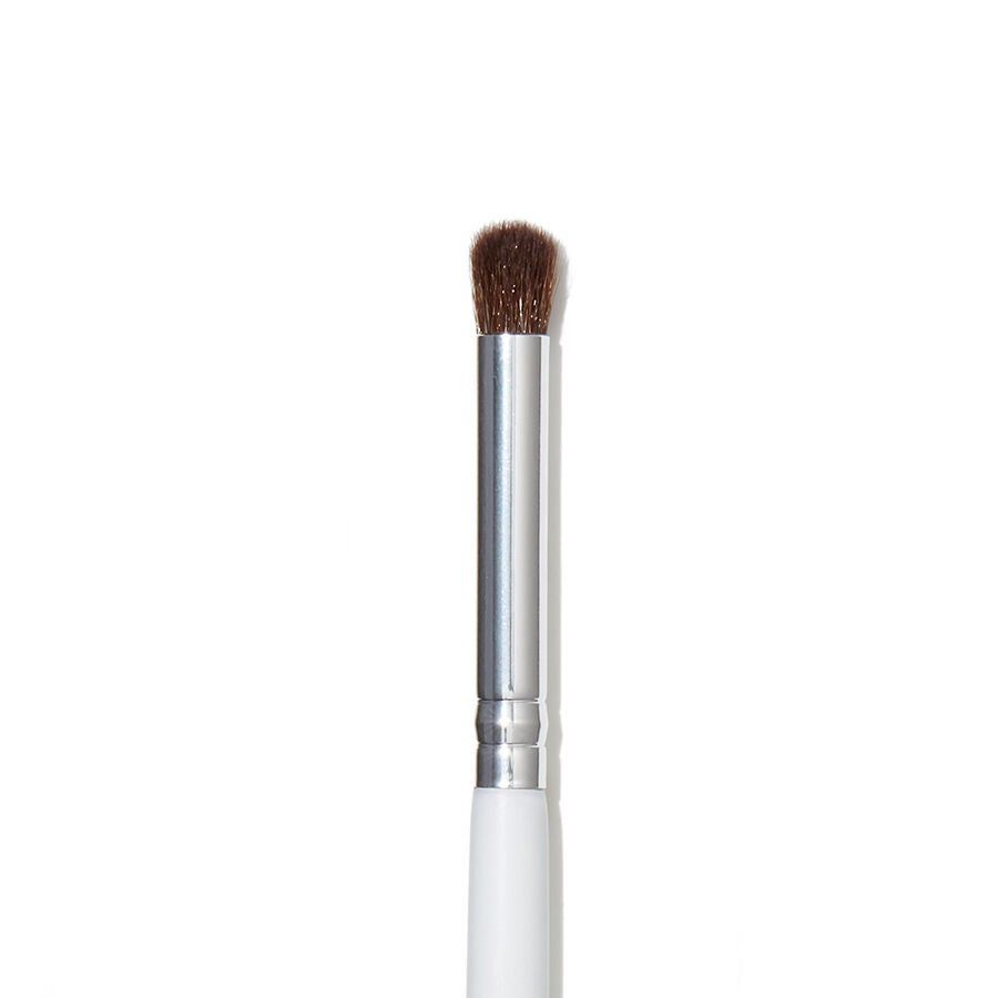 eye-crease-brush-y2 1823_EyeCreaseBrush_Macro.jpg