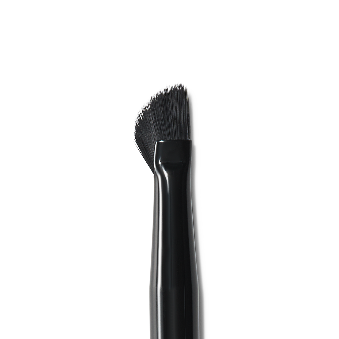 wing-it-liner-brush-x1 84091_MACRO_R.png