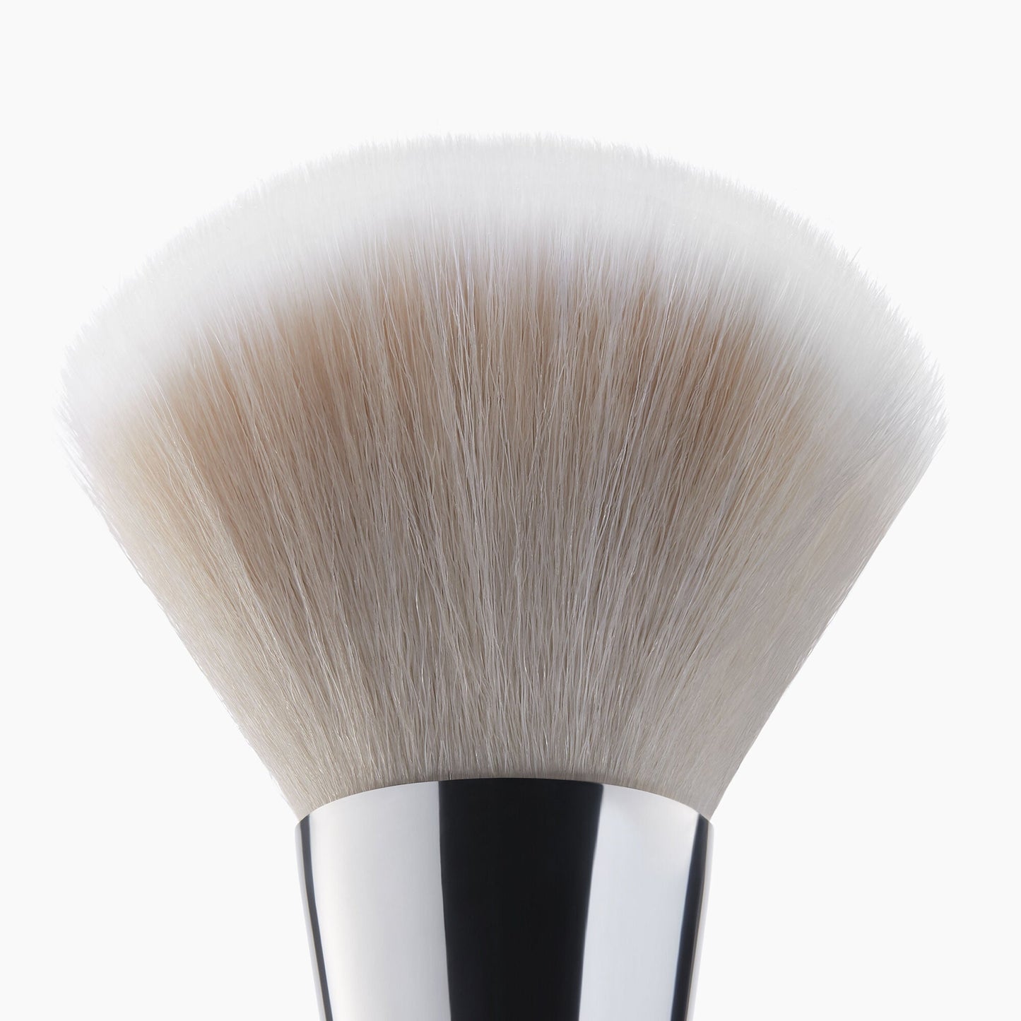 precision-powder-brush-q5 85307_PrecisionPowderBrush_Macro_V2.jpg