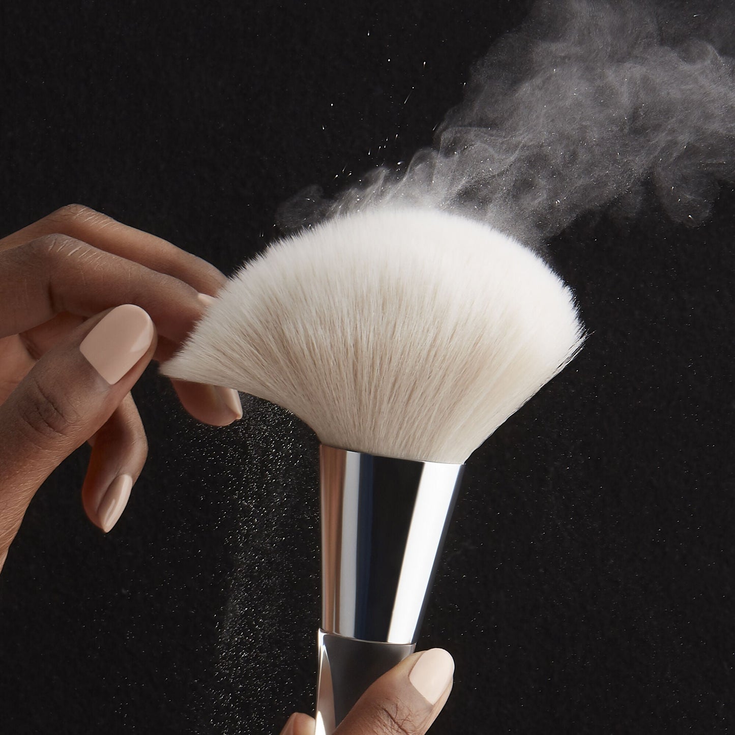 precision-powder-brush-q5 85307_PrecisionPowderBrush_V2_133.jpg