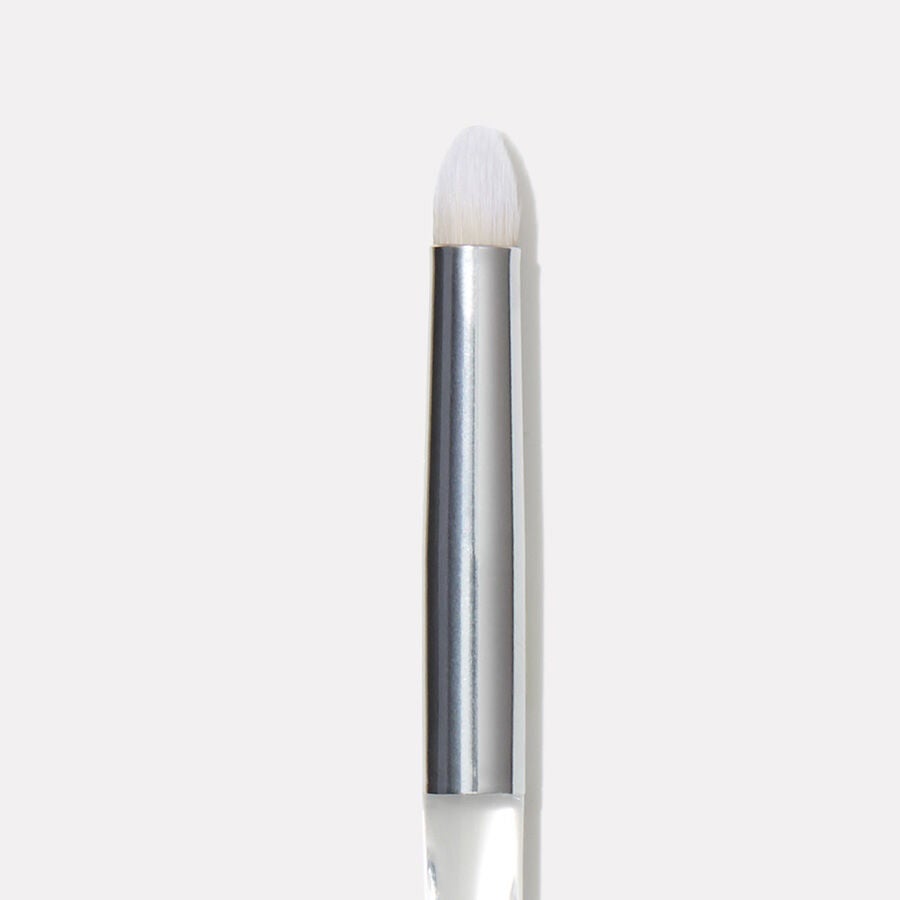 precision-smudge-brush-v0 85311_BeautifullyPreciseSmudgeBrush_2.jpg