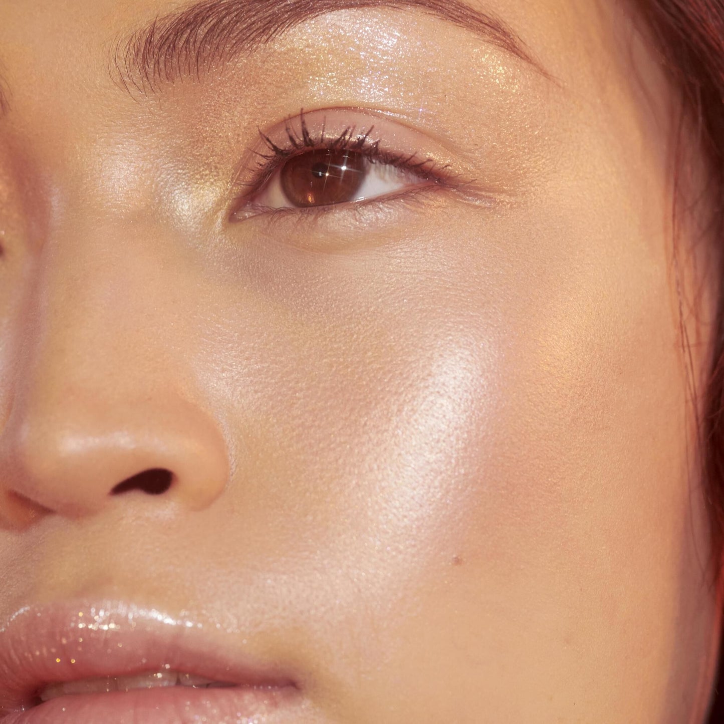 highlighter-brush-i6 crystal_OM_Jacqueline_782_square.jpg