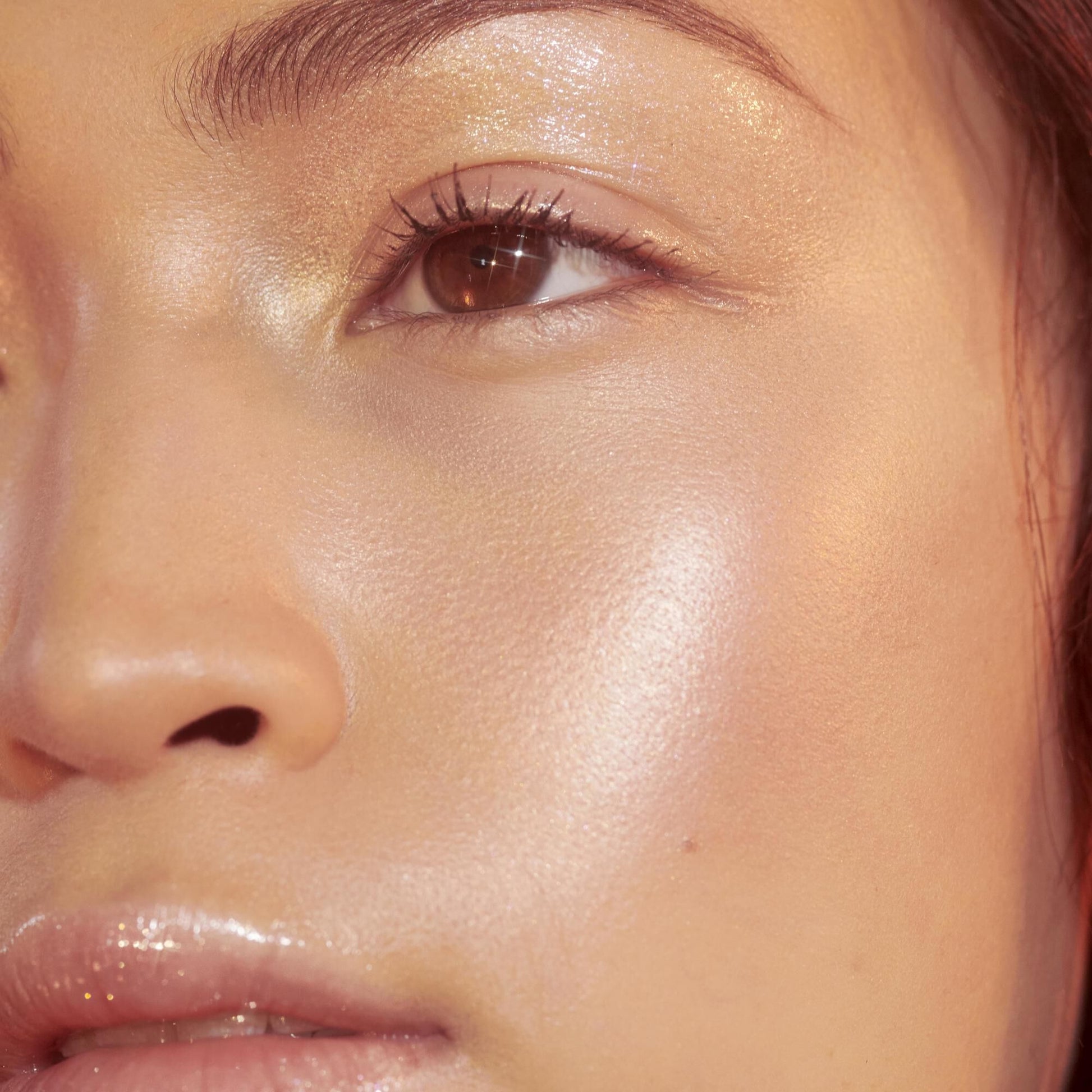 highlighter-brush-i6 crystal_OM_Jacqueline_782_square.jpg